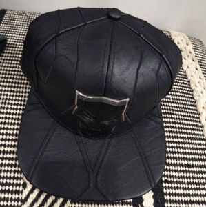 Black panther snap back